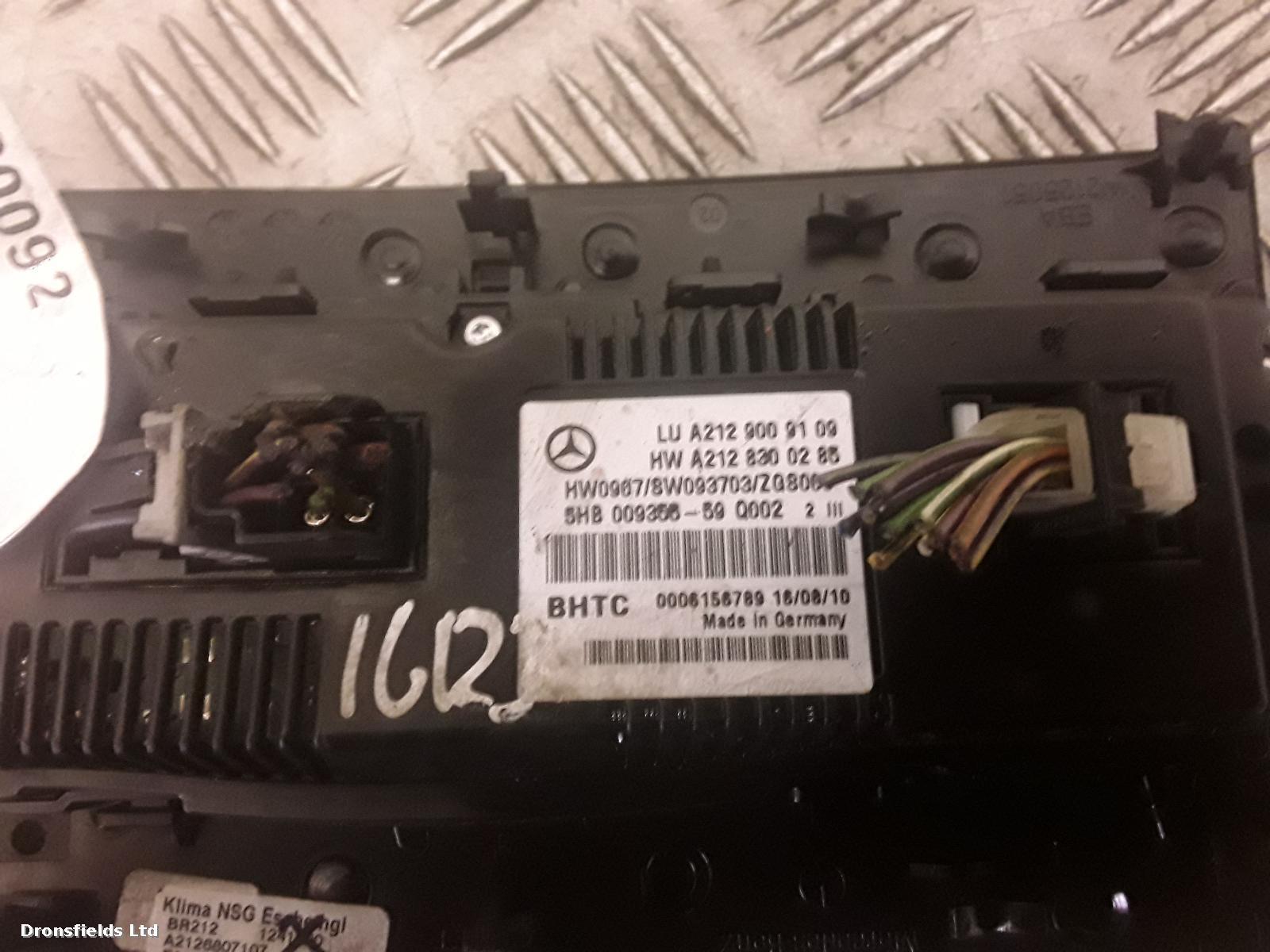 View Auto part Heater/AC Controller Mercedes E Class 2010