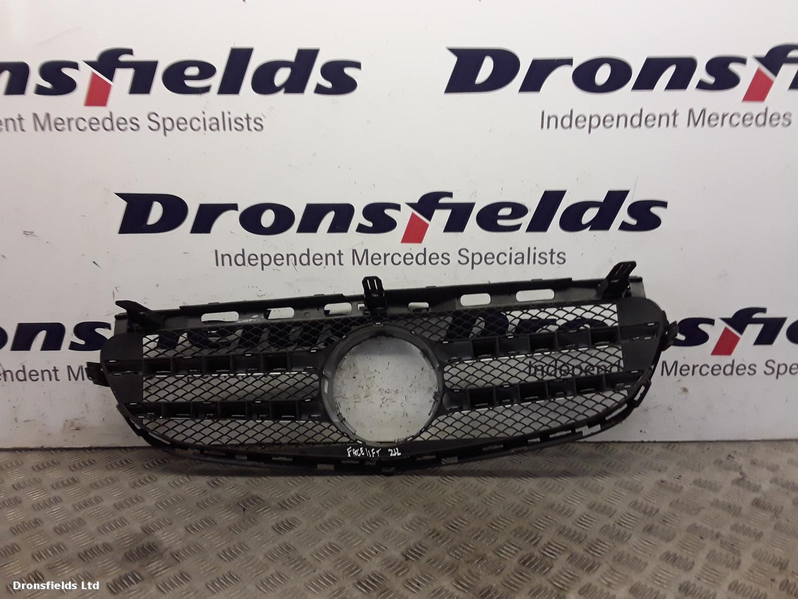 View Auto part Grille Mercedes E Class 2014