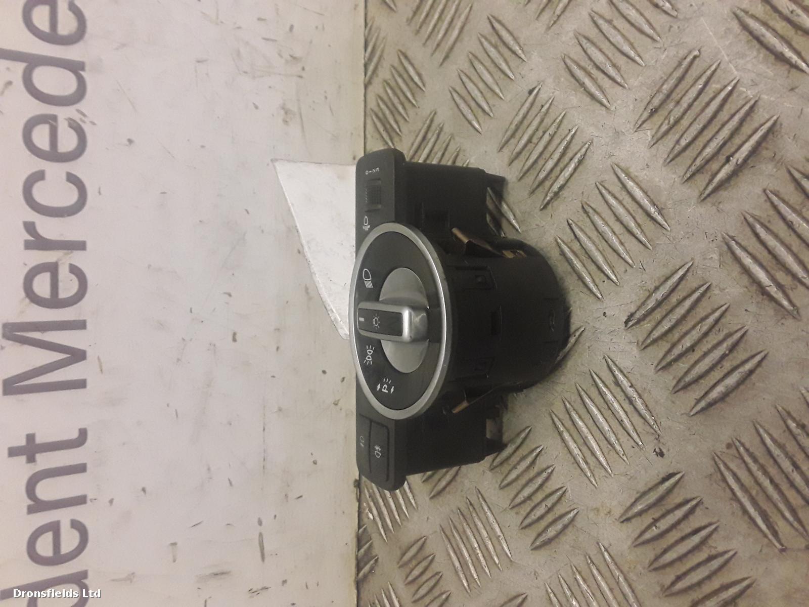 View Auto part Headlight Switch Mercedes E Class 2011