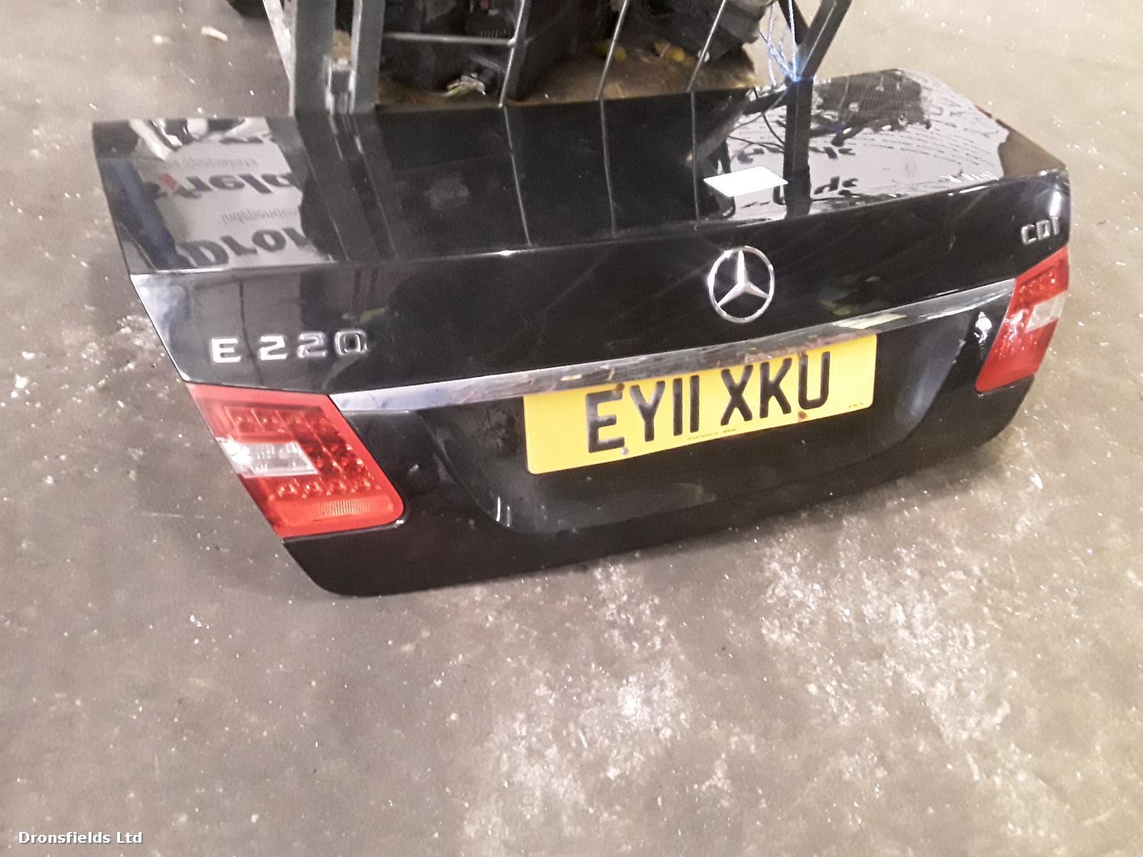 View Auto part Bootlid/Tailgate Mercedes E Class 2011