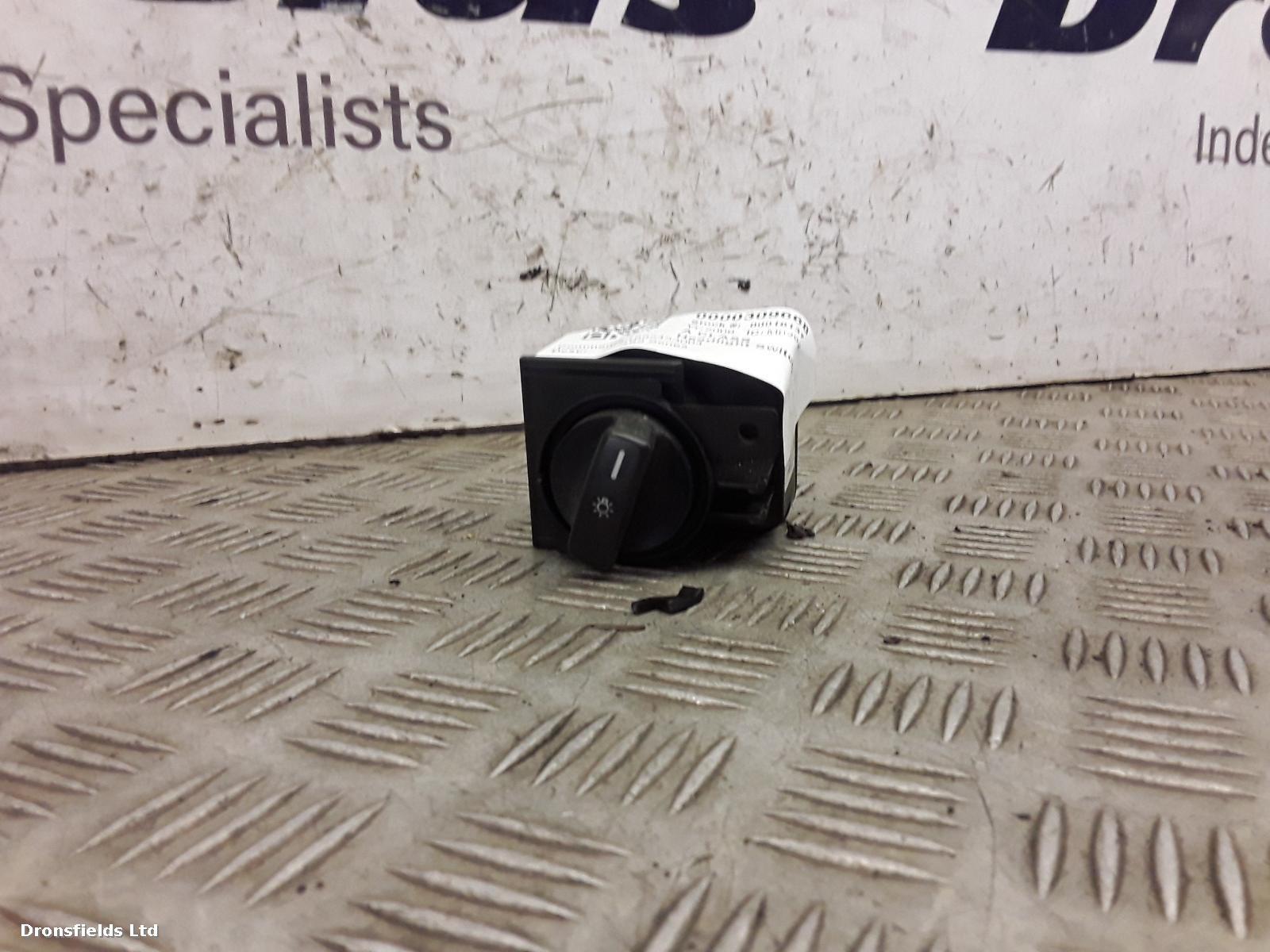View Auto part Headlight Switch Mercedes A Class 2009