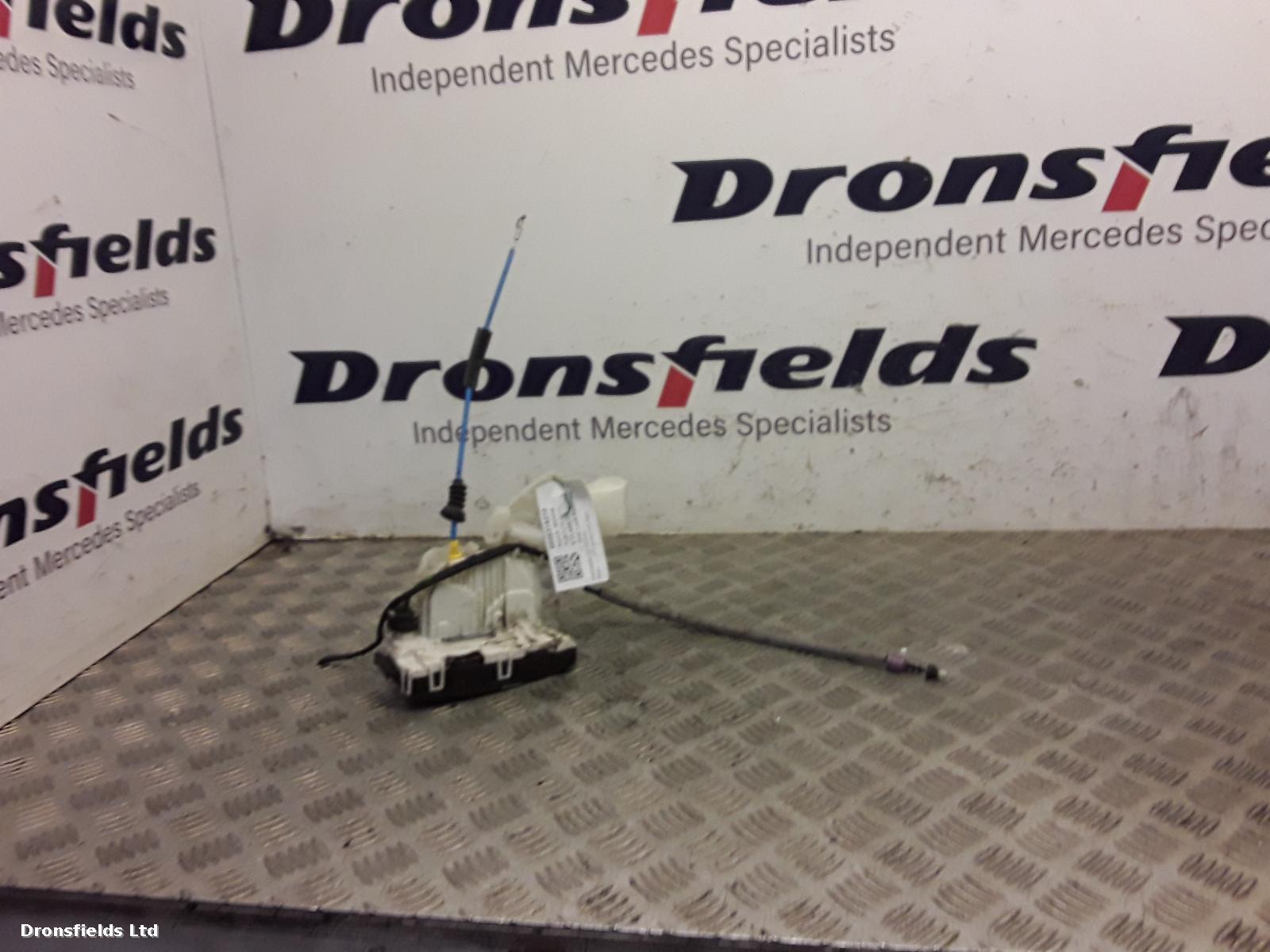 View Auto part Door Lock Assembly Mercedes E Class 2010