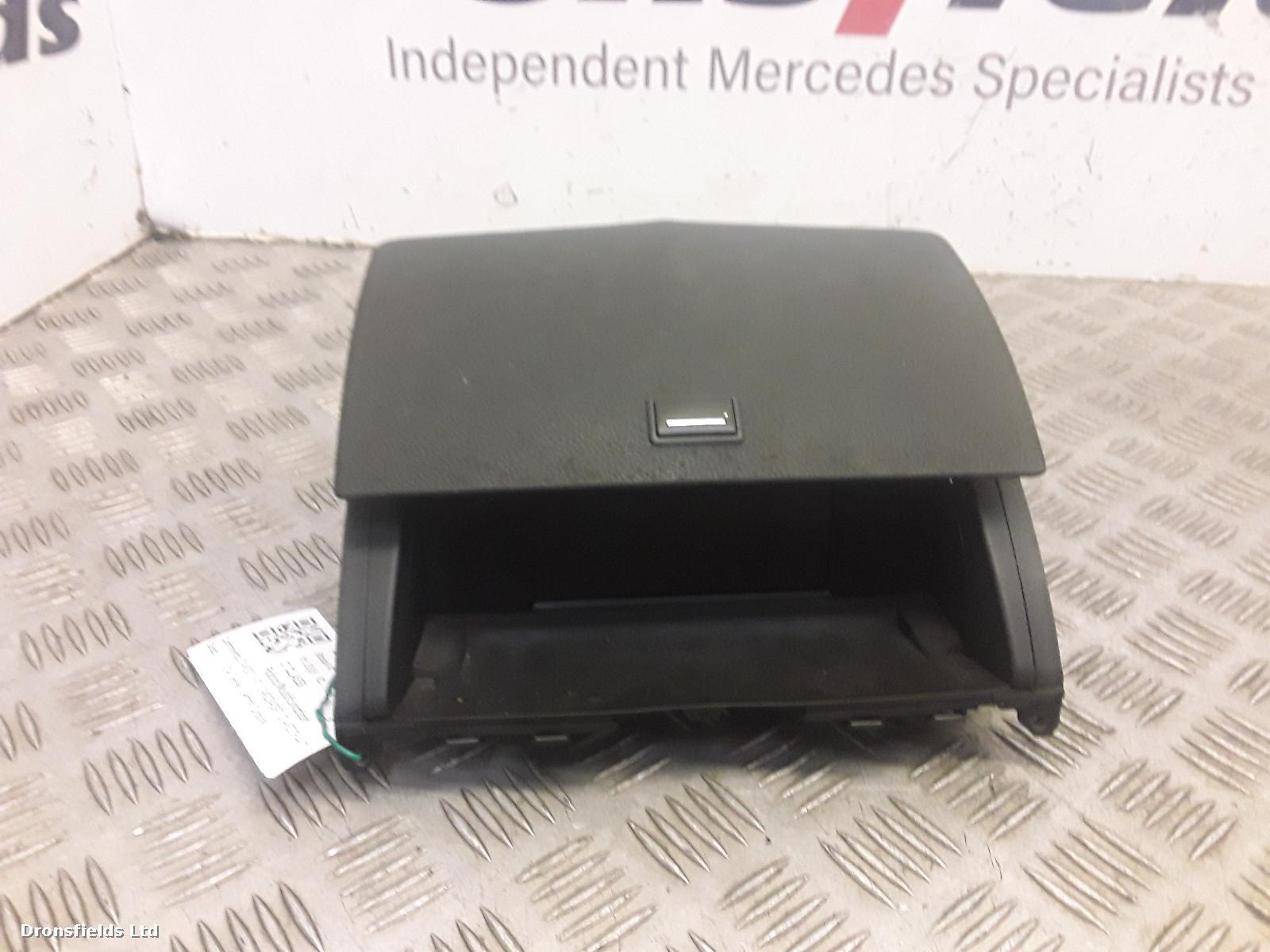 View Auto part Radio Display Mercedes C Class 2008