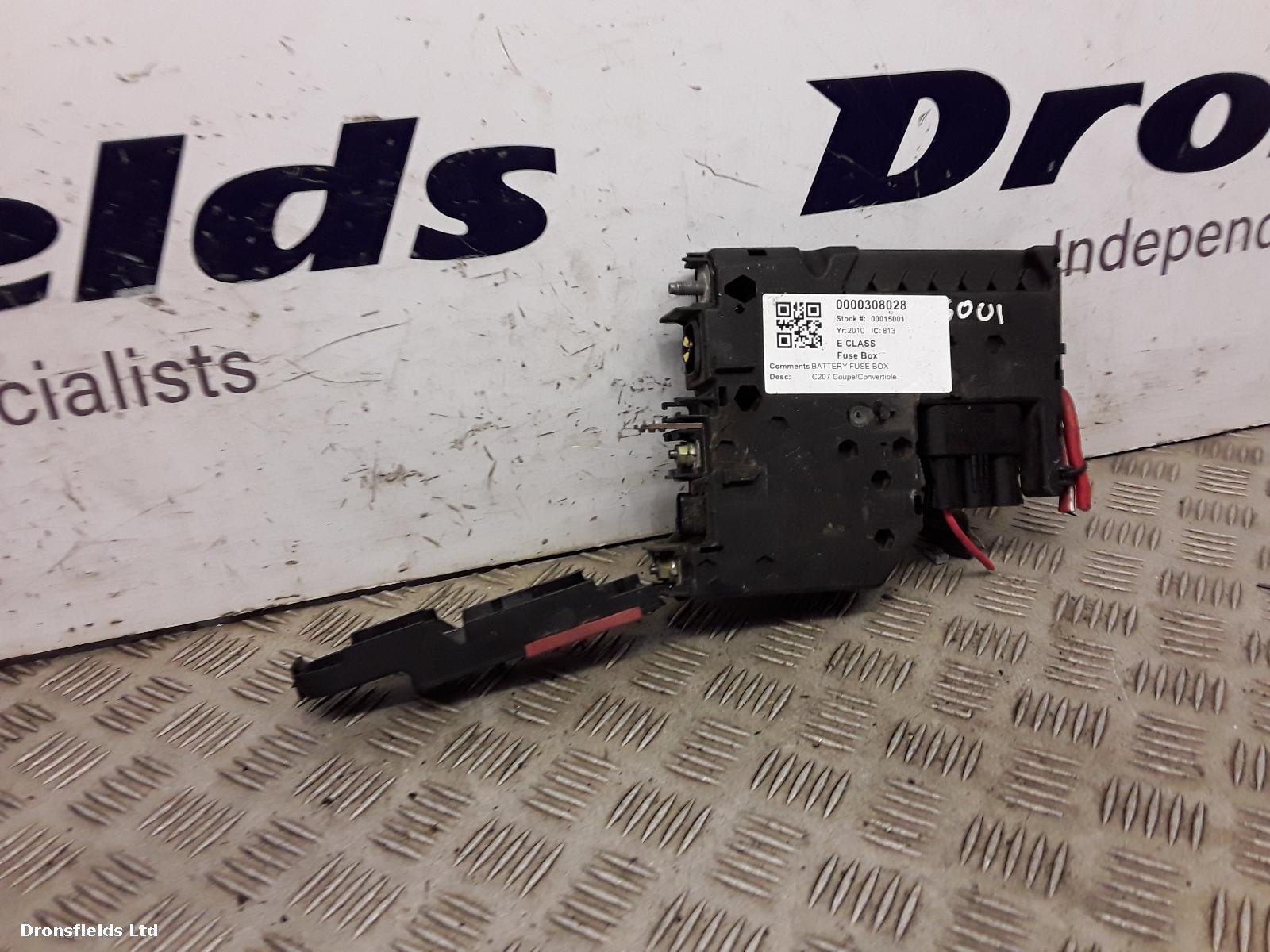 View Auto part Fuse Box Mercedes E Class 2010