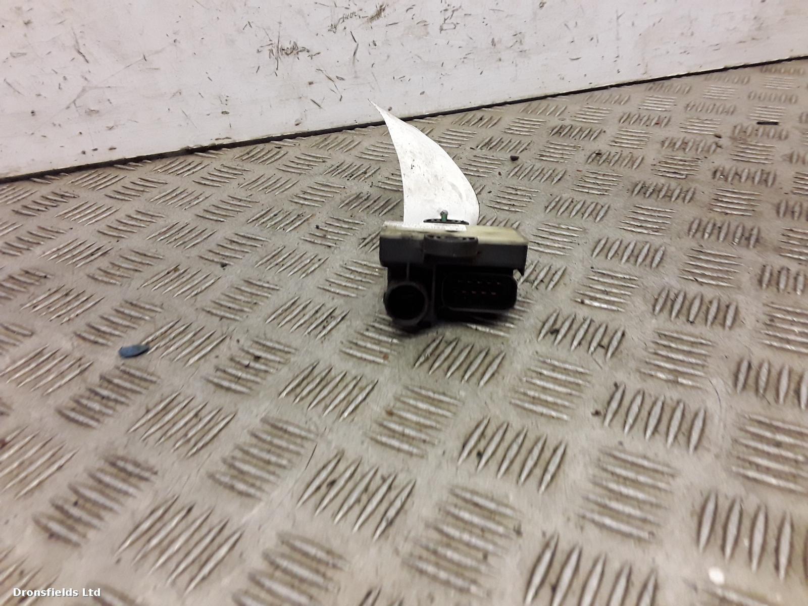 View Auto part Misc. Relay Mercedes Sprinter 2020