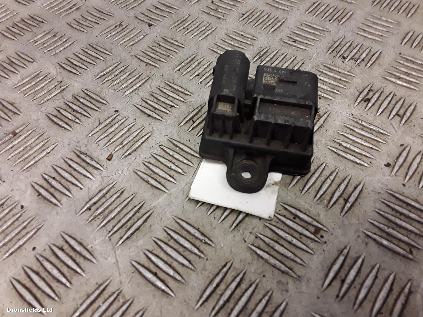 View Auto part Misc. Relay Mercedes Sprinter 2009