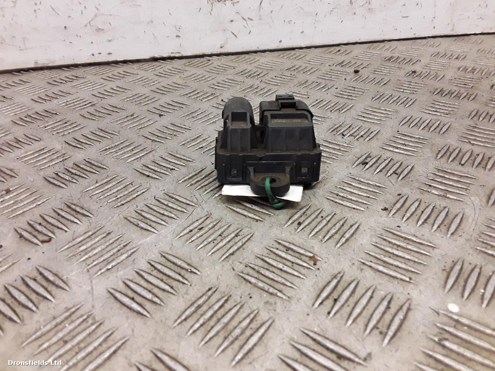 View Auto part Misc. Relay Mercedes C Class 2010
