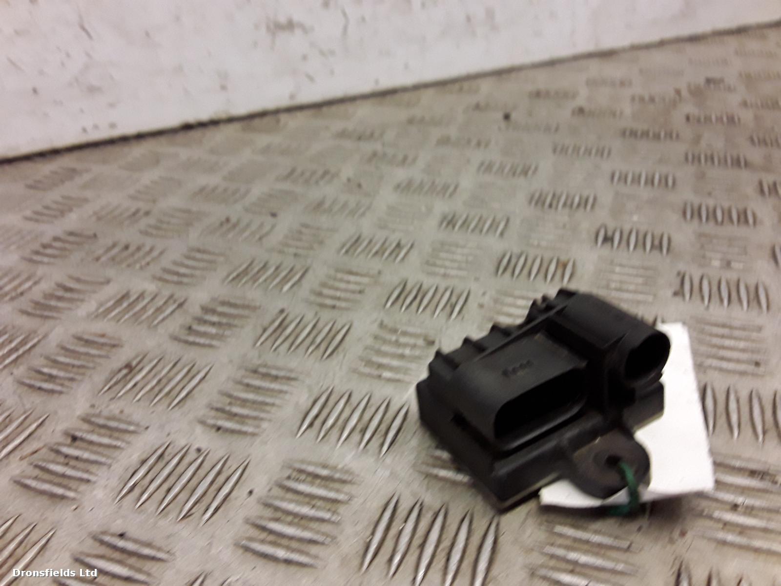View Auto part Misc. Relay Mercedes Sprinter 2015