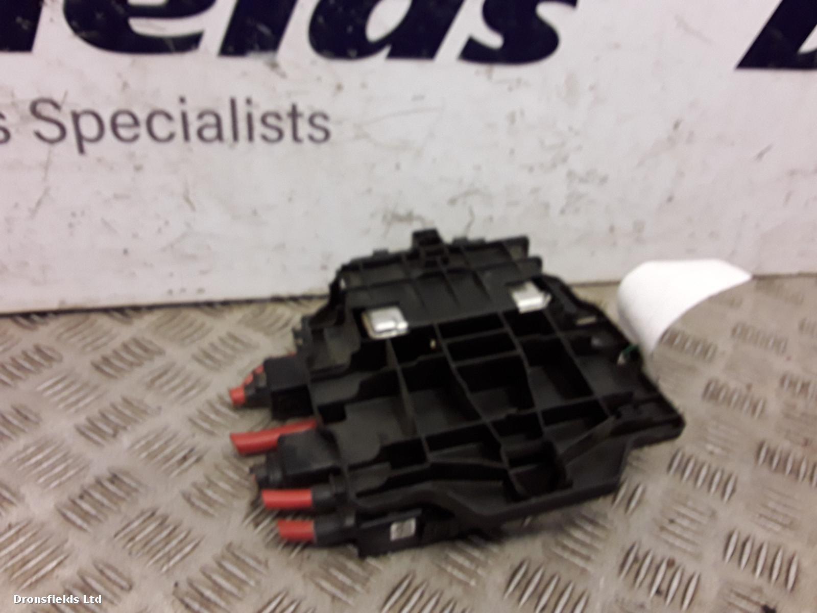 View Auto part Fuse Box Mercedes Sprinter 2019