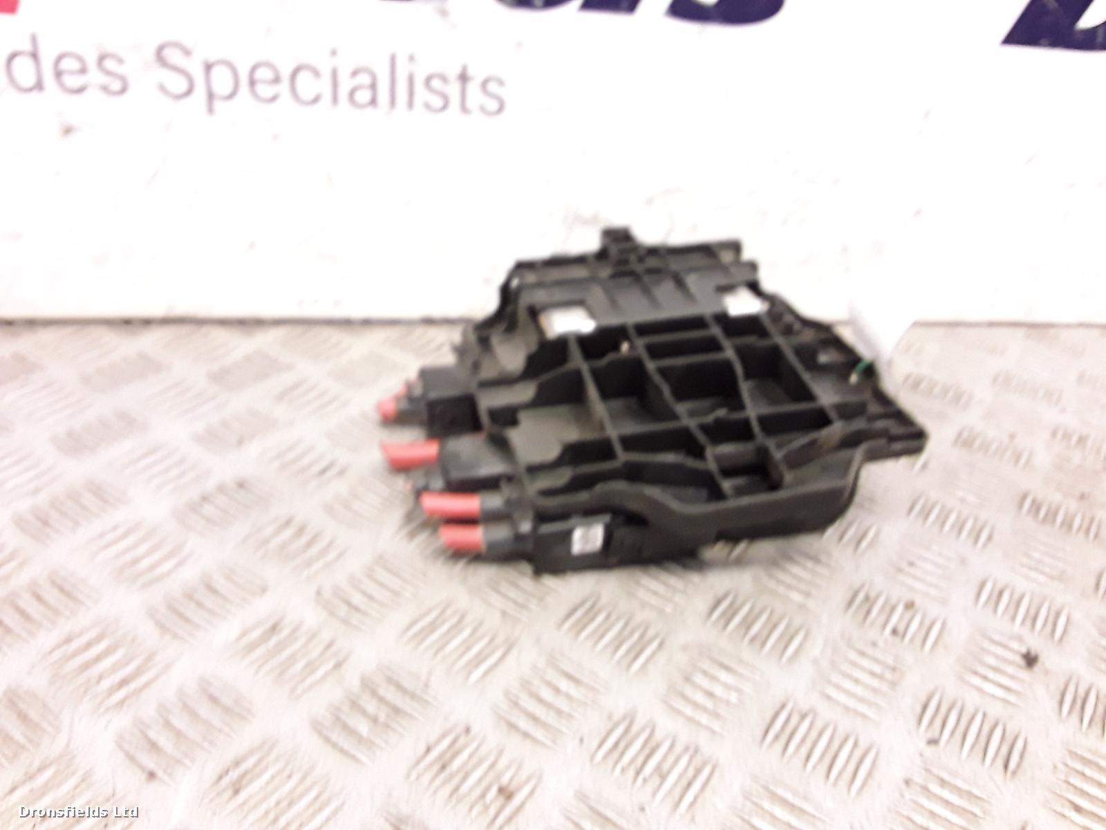 View Auto part Fuse Box Mercedes Sprinter 2019
