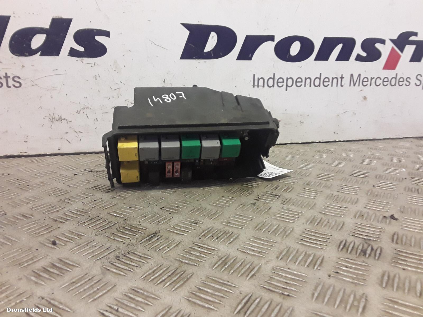 View Auto part Fuse Box Mercedes M Class 2005