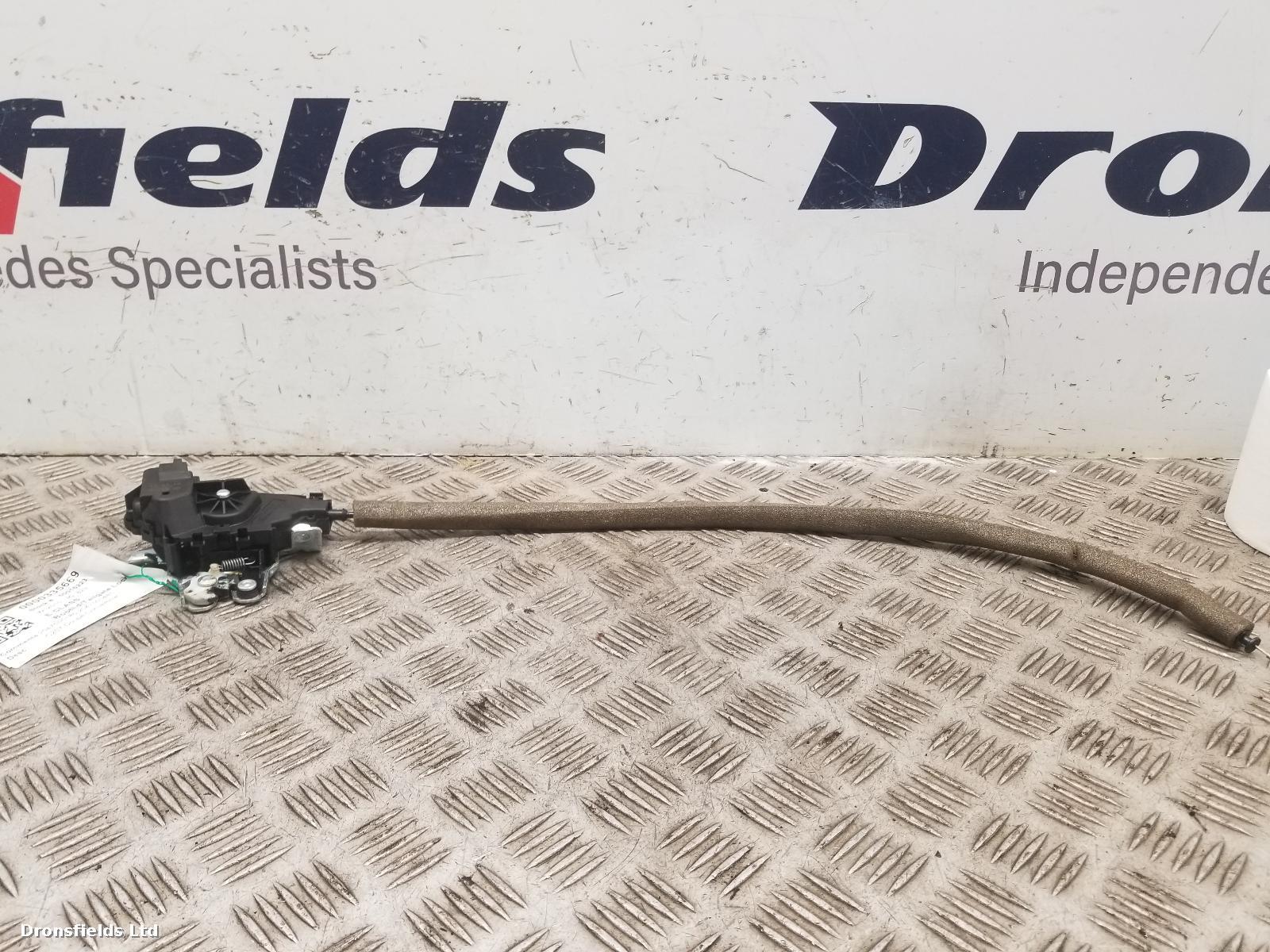 View Auto part Bootlid/Tailgate Lock Mercedes E Class 2010