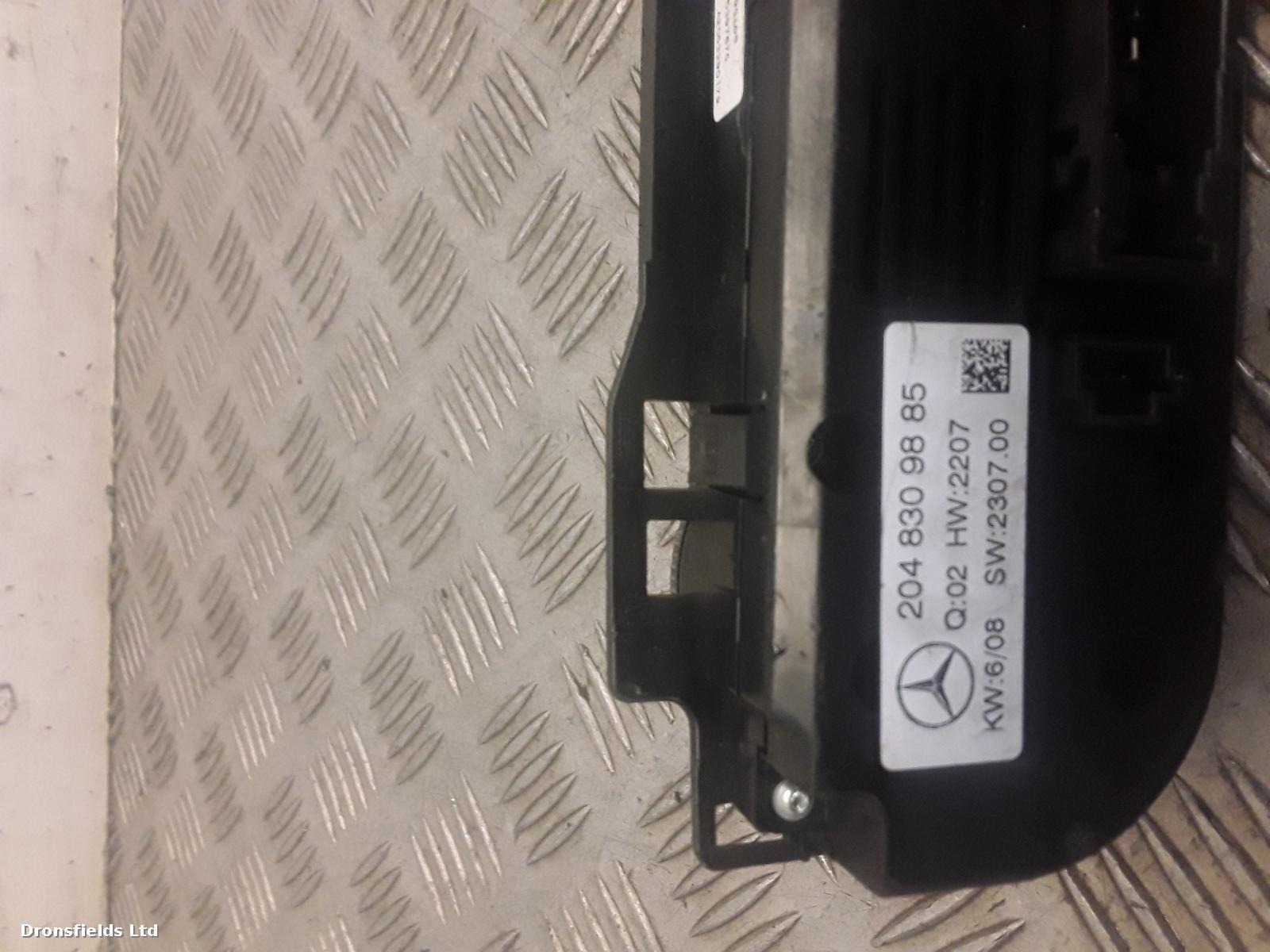 View Auto part Heater/AC Controller Mercedes C Class 2008