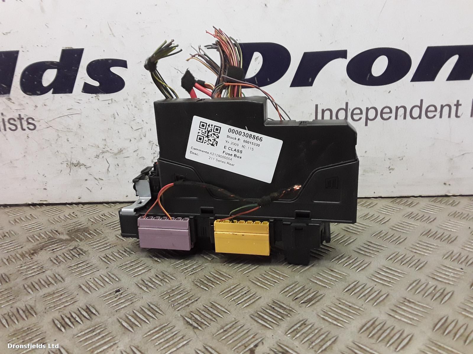 View Auto part Fuse Box Mercedes E Class 2009