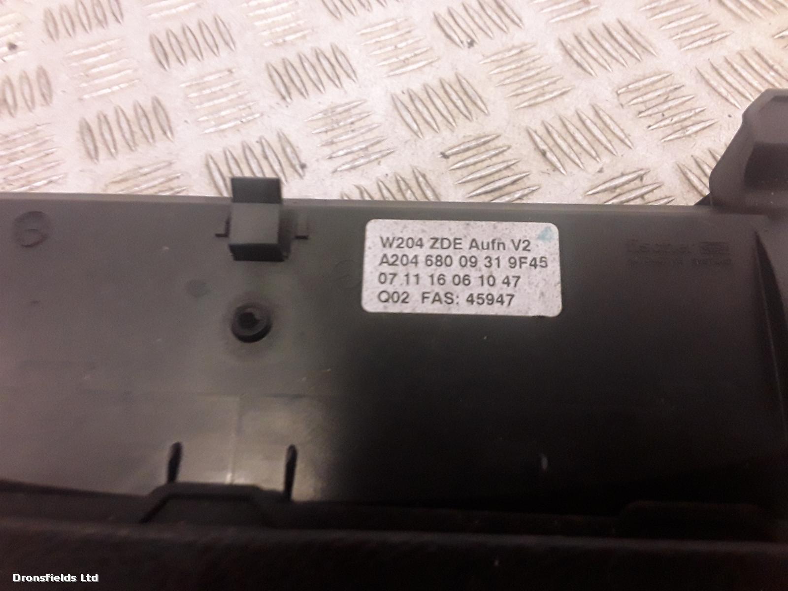 View Auto part Radio Display Mercedes C Class 2007