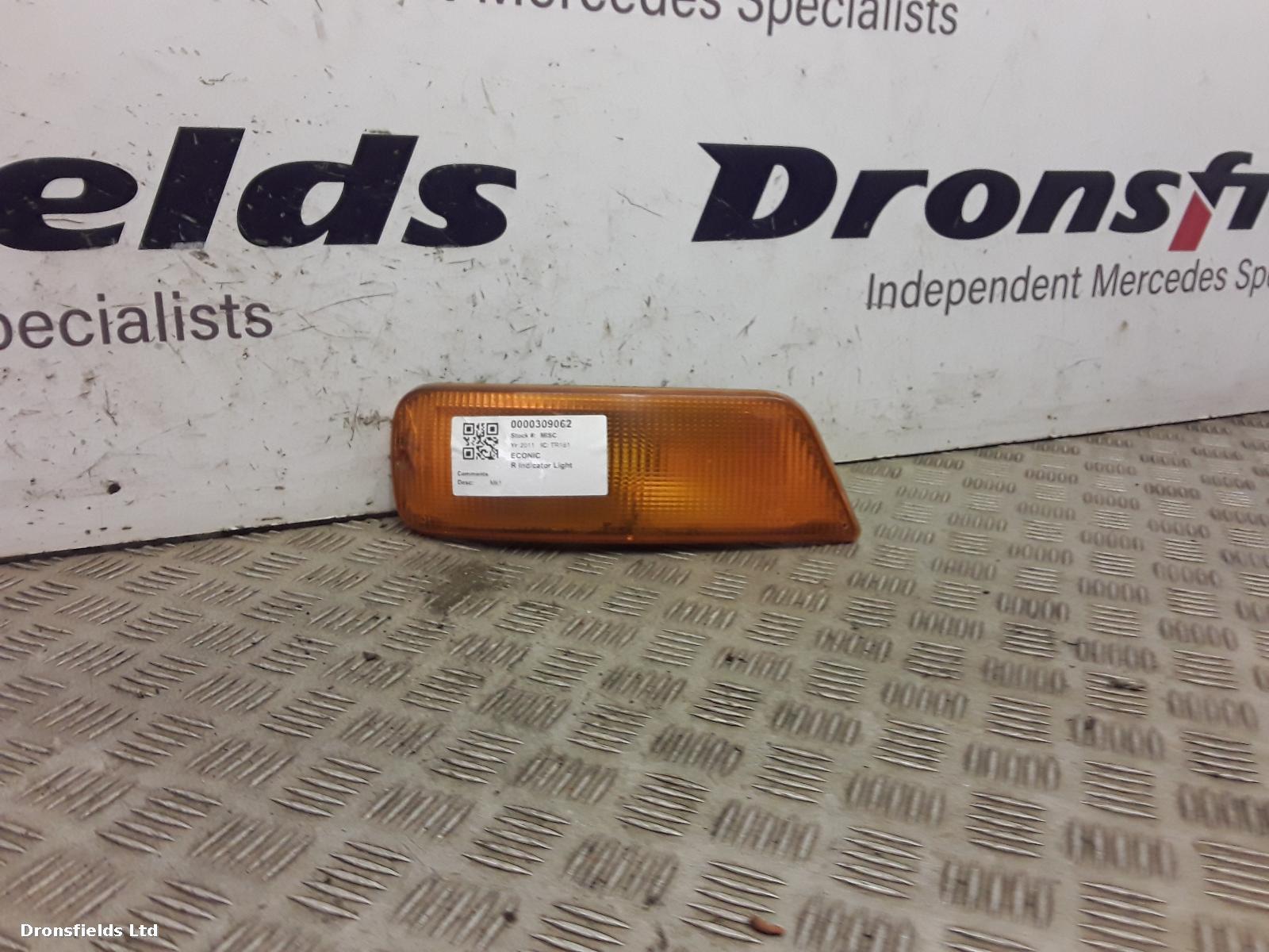 View Auto part R Indicator Light Mercedes Econic 2011