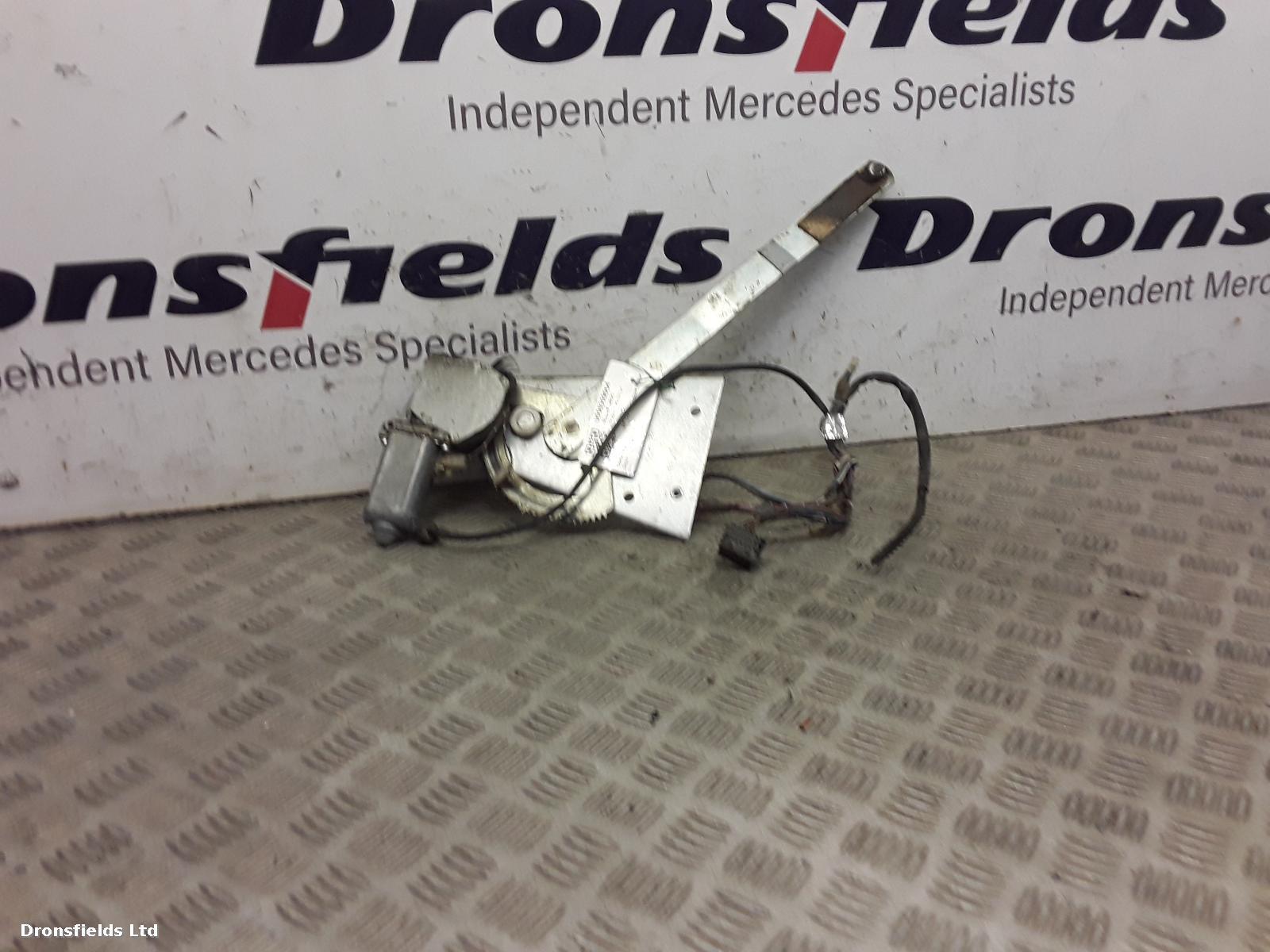 View Auto part RF Door Window Motor Mercedes Econic 2011