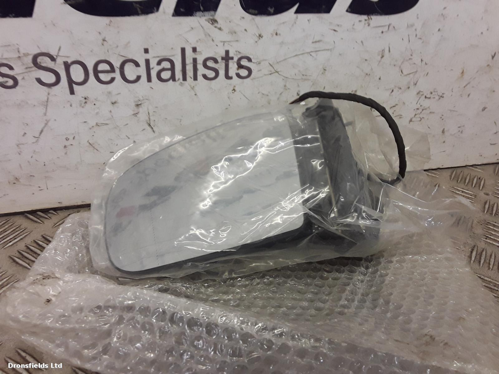 View Auto part L Door Mirror Mercedes M Class 2003