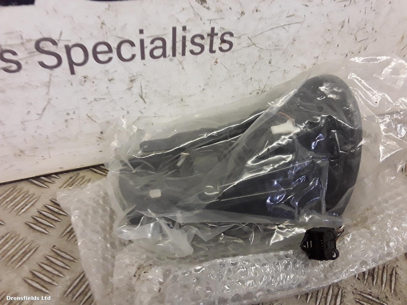 View Auto part L Door Mirror Mercedes M Class 2003