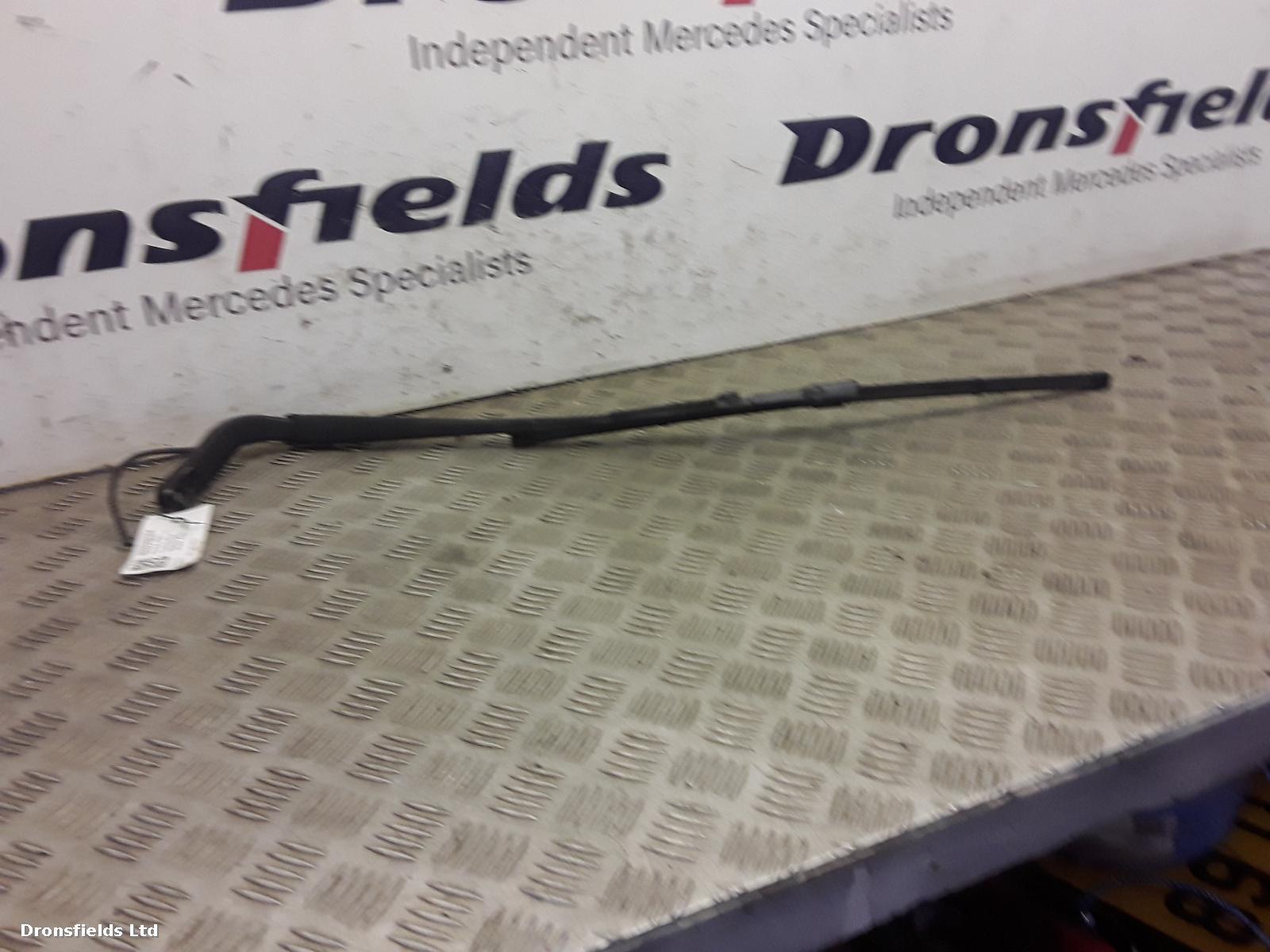 View Auto part Wiper Arm Mercedes Sprinter 2019