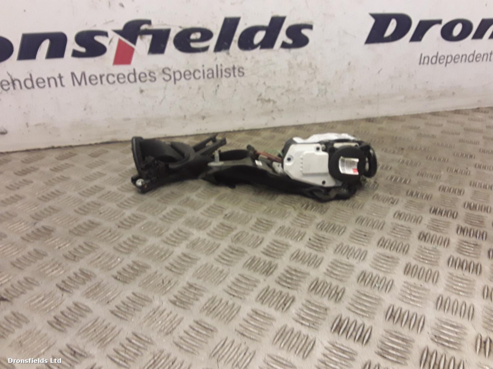 View Auto part Seat Belt Mercedes C Class 2011