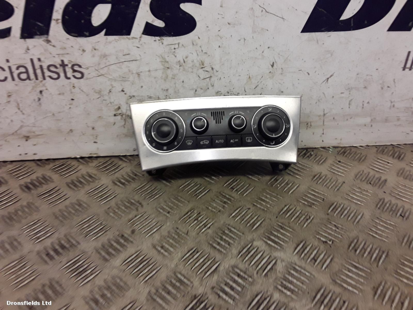 View Auto part Heater/AC Controller Mercedes C Class 2005