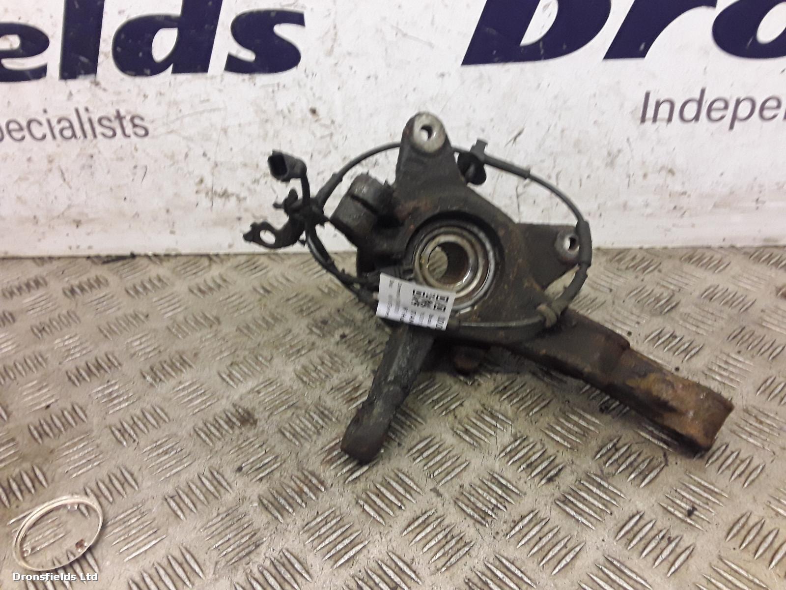 View Auto part RF Hub/Stub Axle Assembly Mercedes Citan 2013
