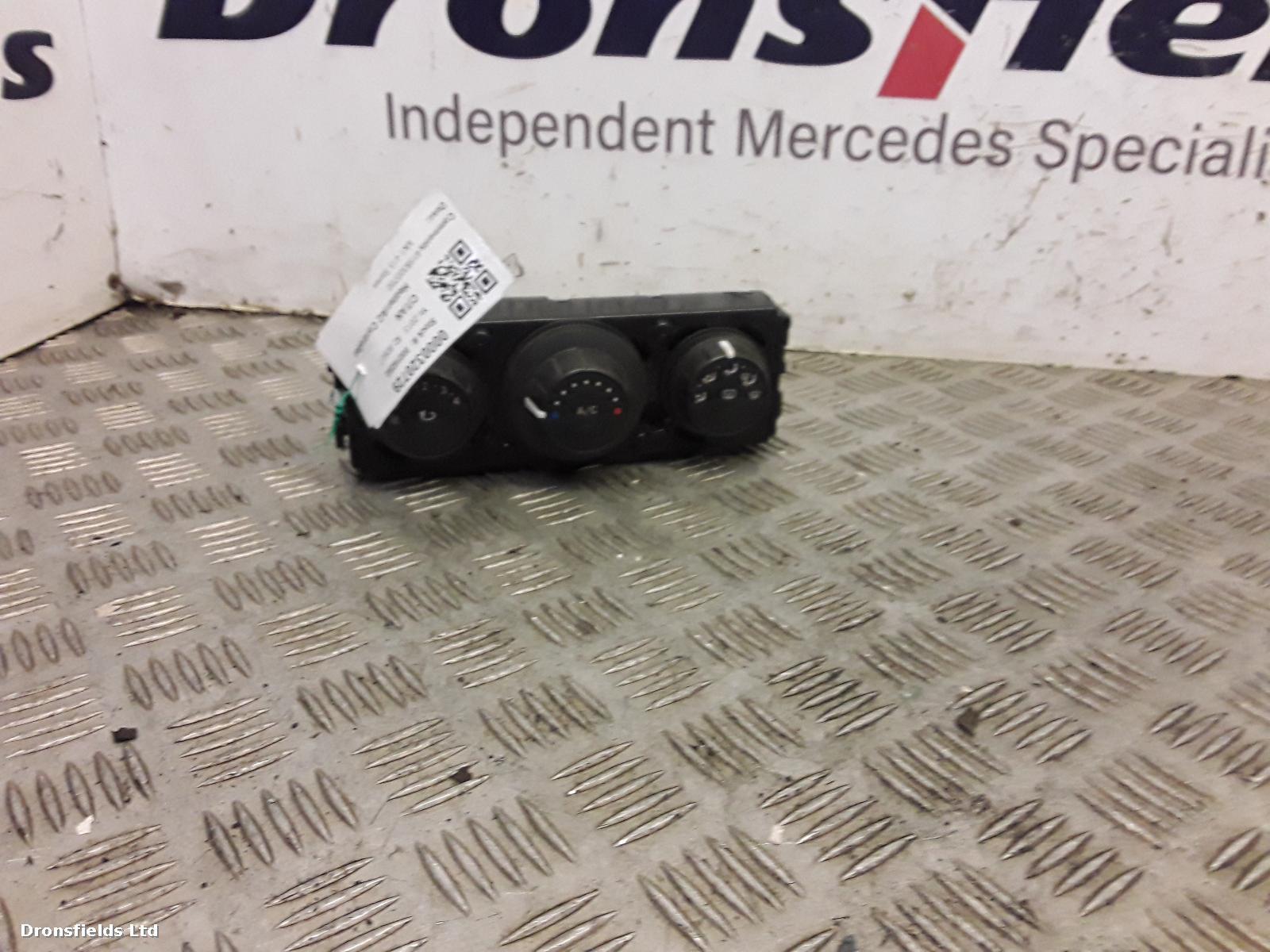 View Auto part Heater/AC Controller Mercedes Citan 2013