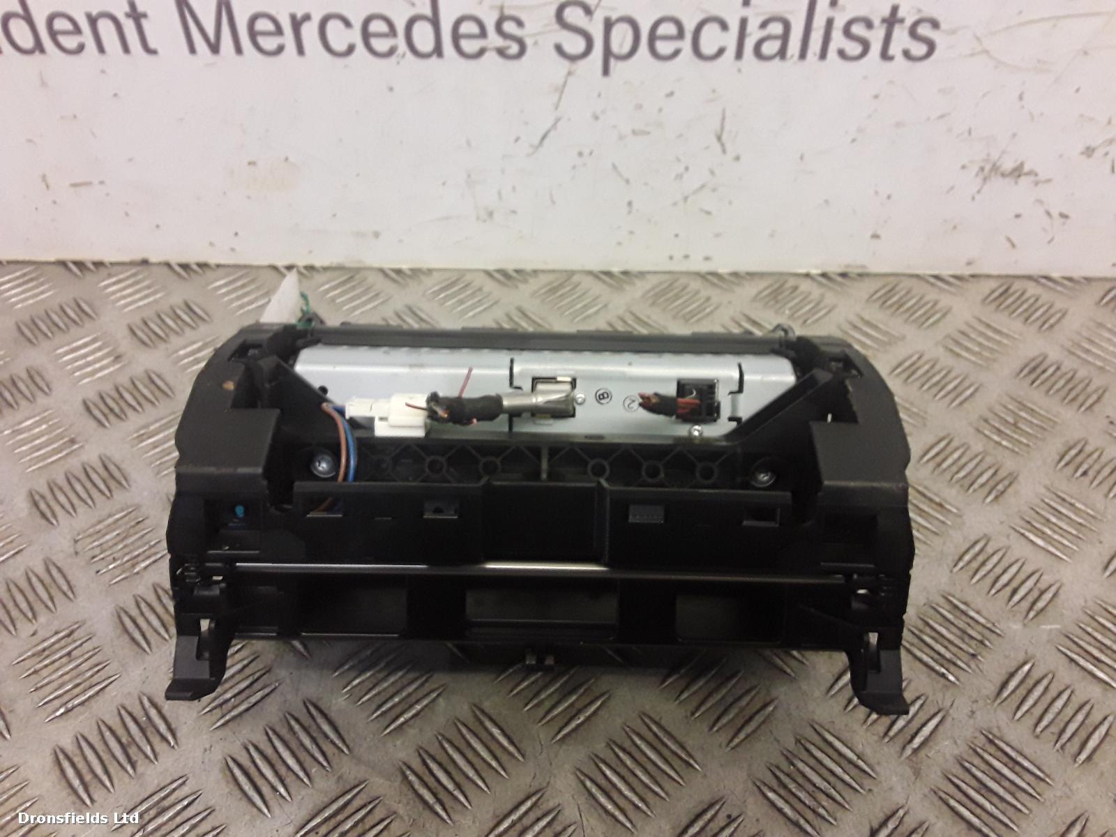 View Auto part Radio Display Mercedes C Class 2010