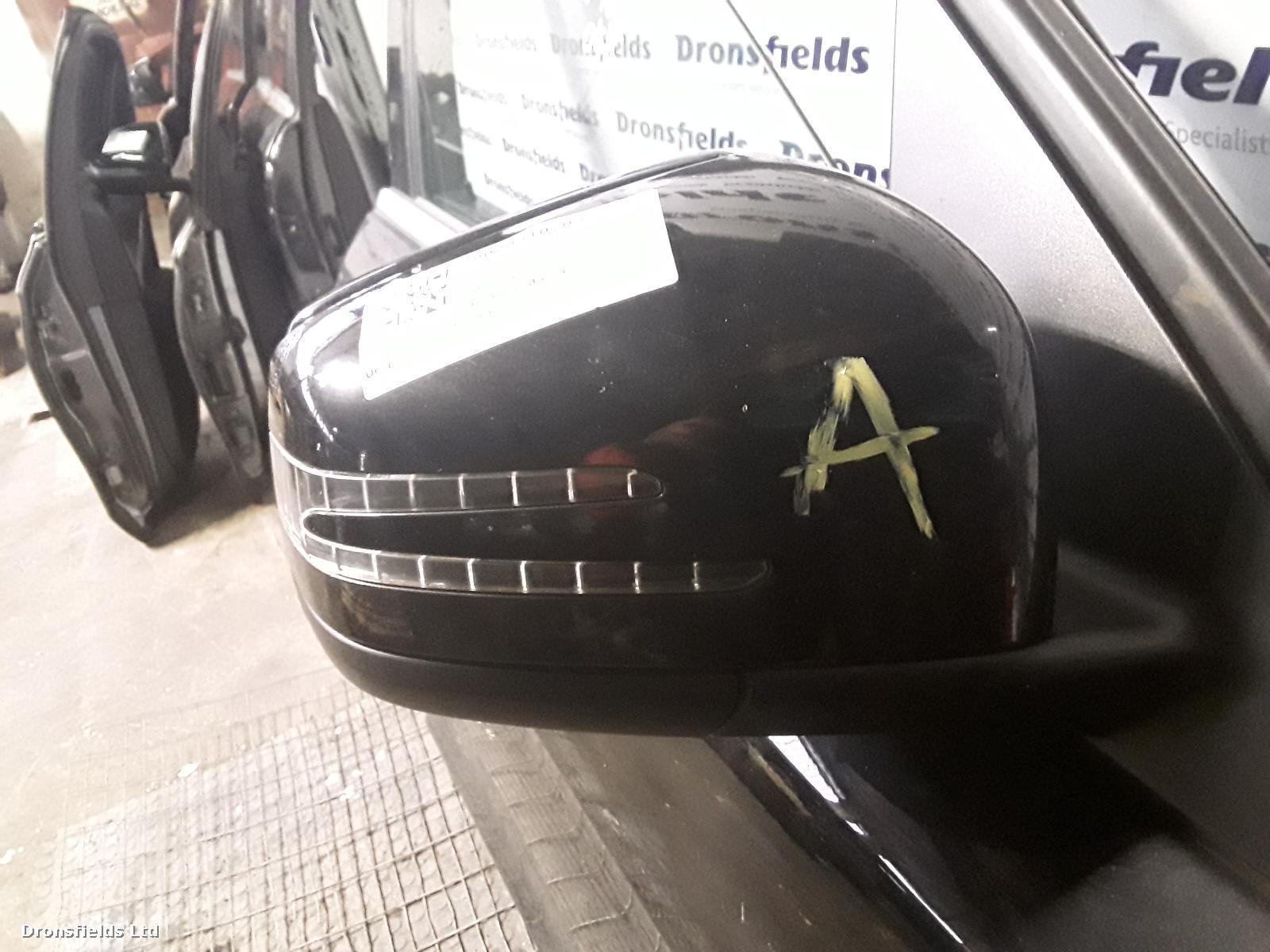 View Auto part R Door Mirror Mercedes M Class 2013