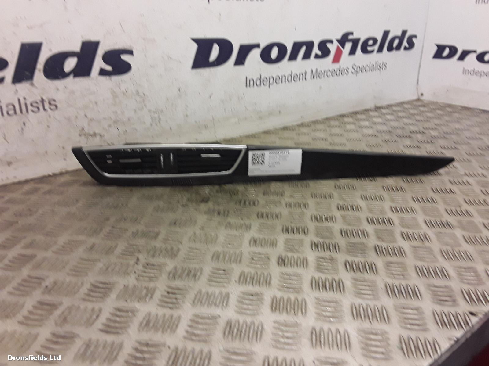 View Auto part Vents Mercedes C Class 2011