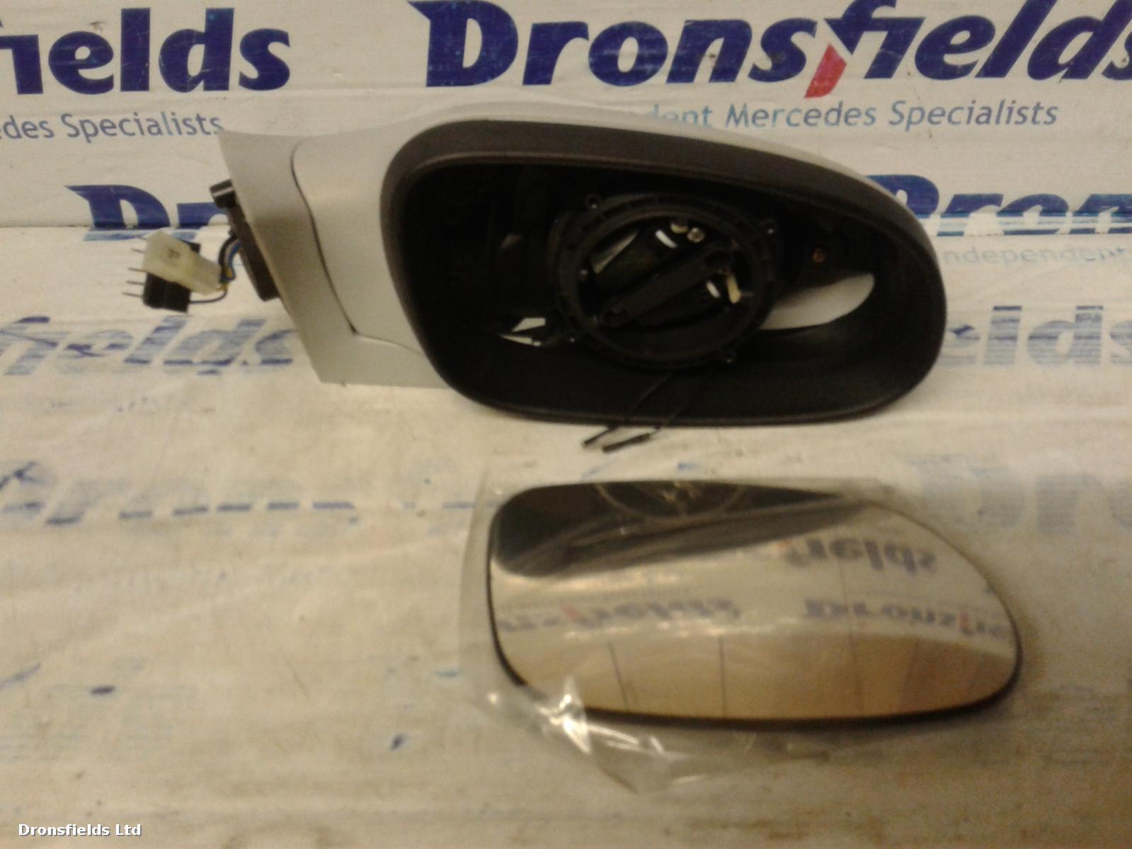 View Auto part R Door Mirror Mercedes A Class 1998