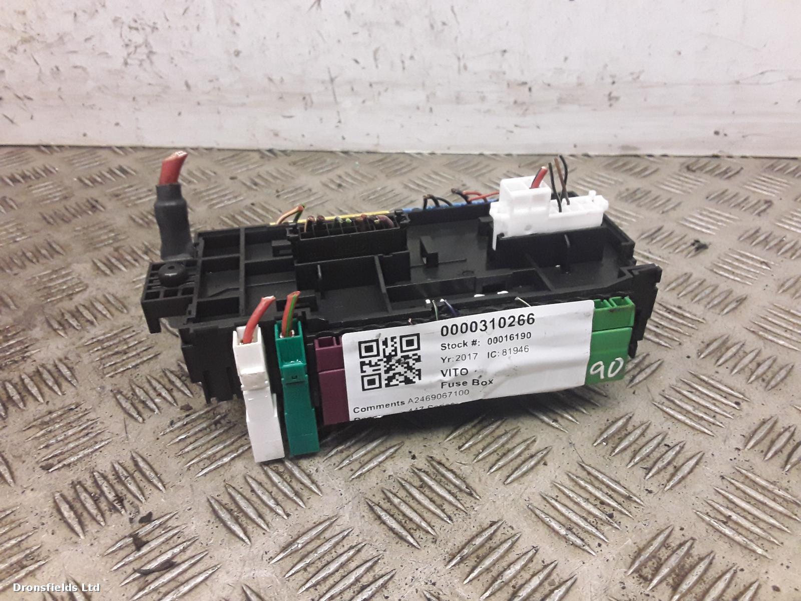 View Auto part Fuse Box Mercedes Vito 2017