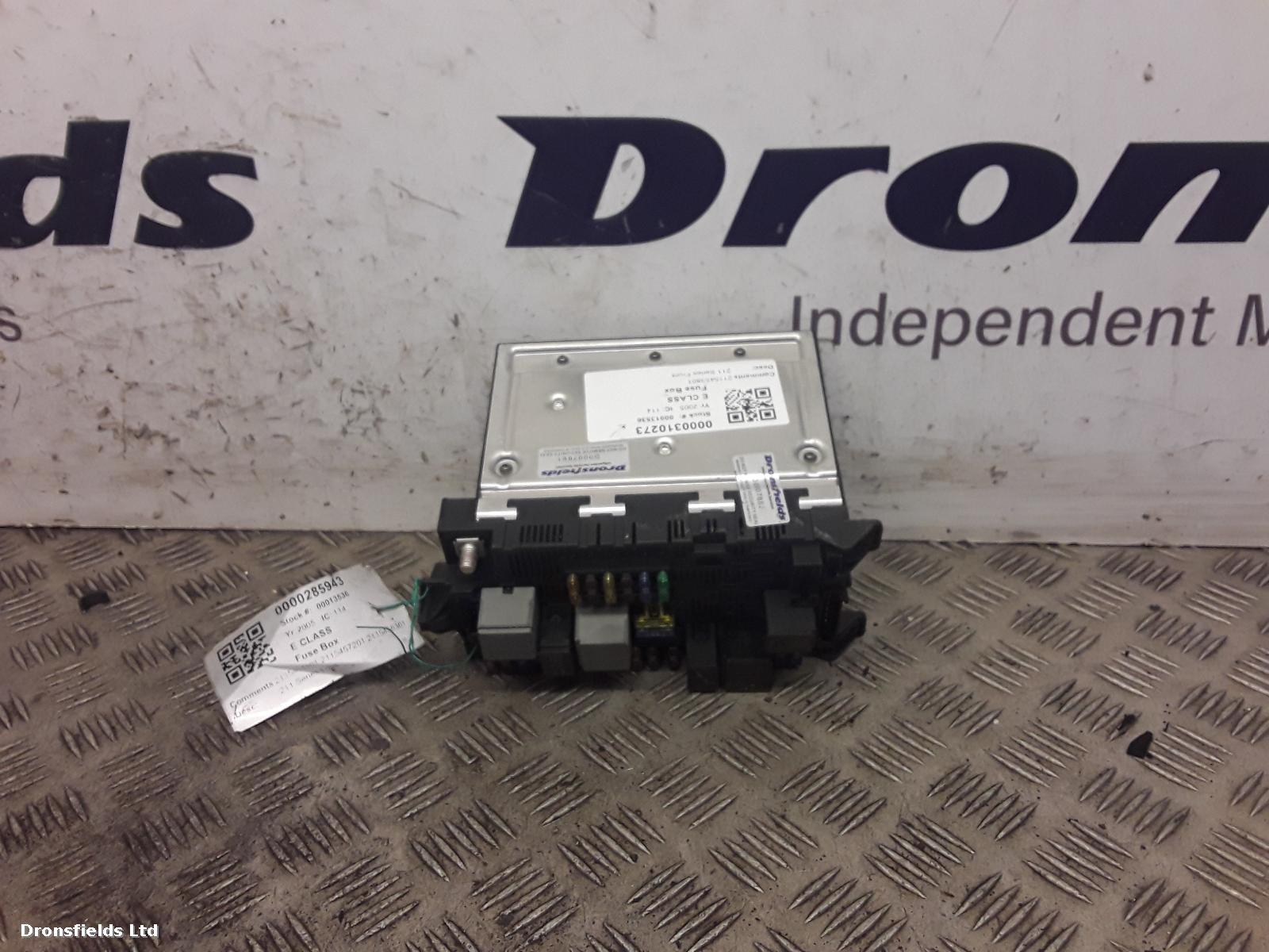View Auto part Fuse Box Mercedes E Class 2005