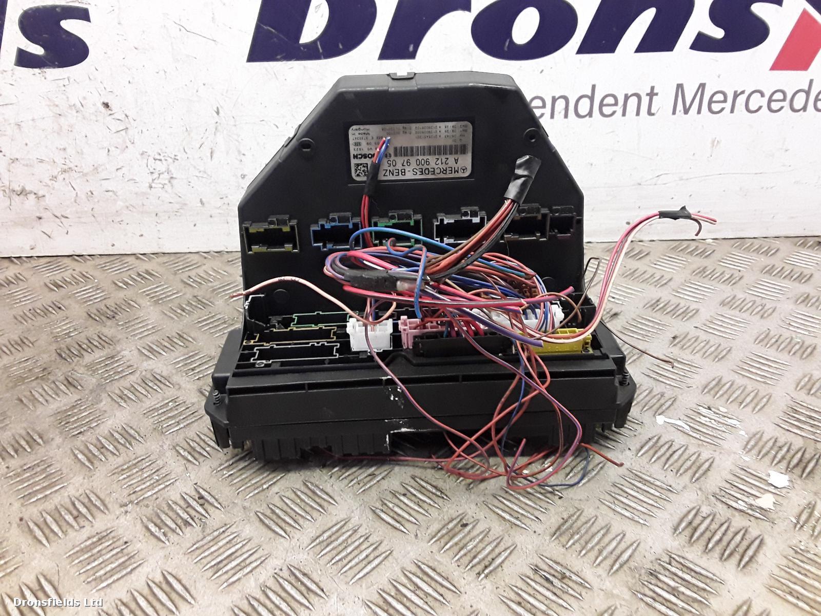 View Auto part Fuse Box Mercedes C Class 2010
