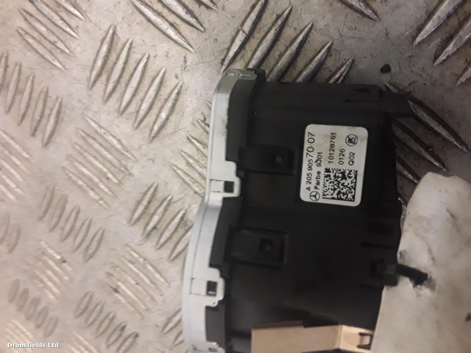 View Auto part Headlight Switch Mercedes C Class 2016