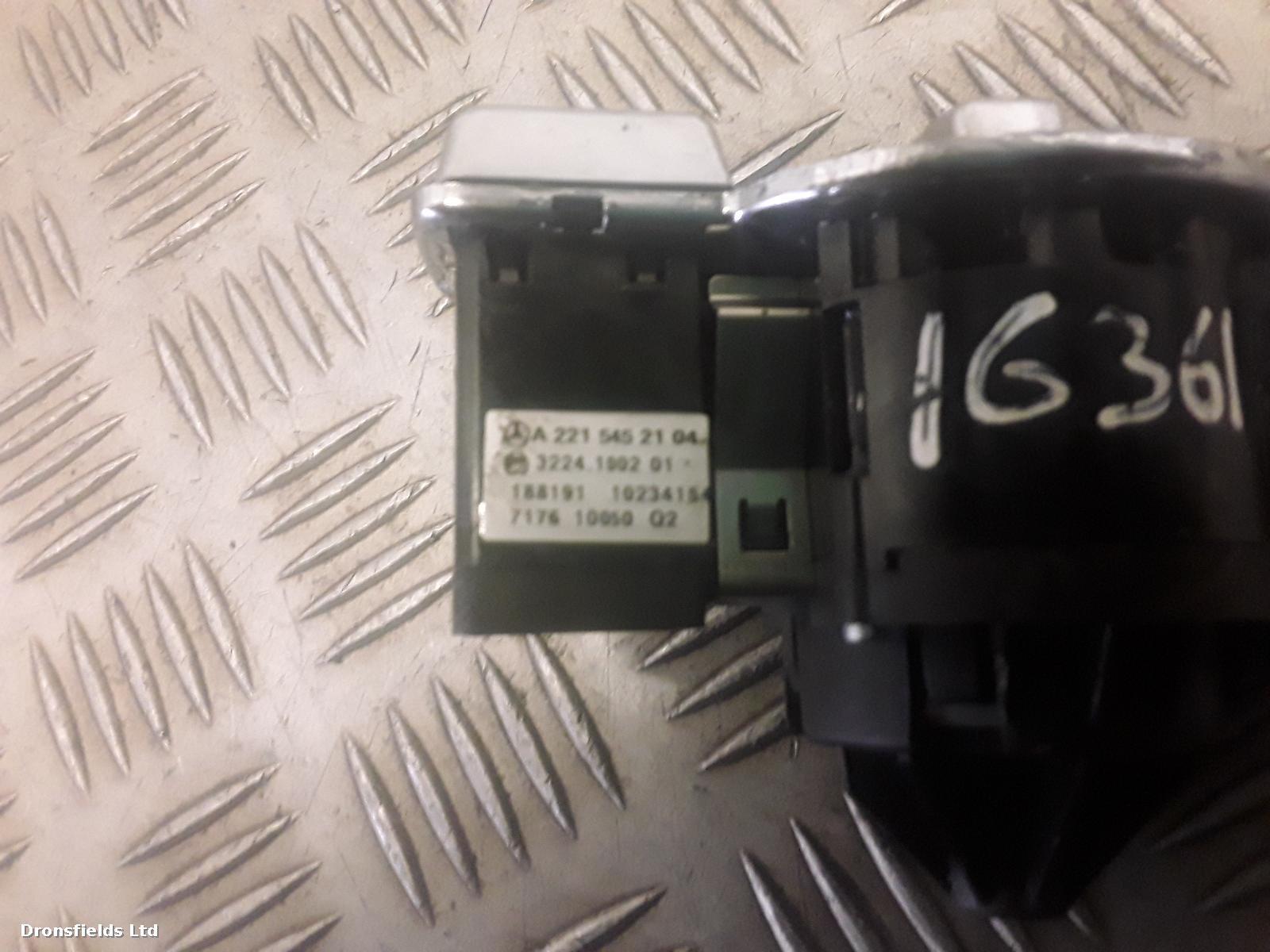 View Auto part Headlight Switch Mercedes S Class 2007