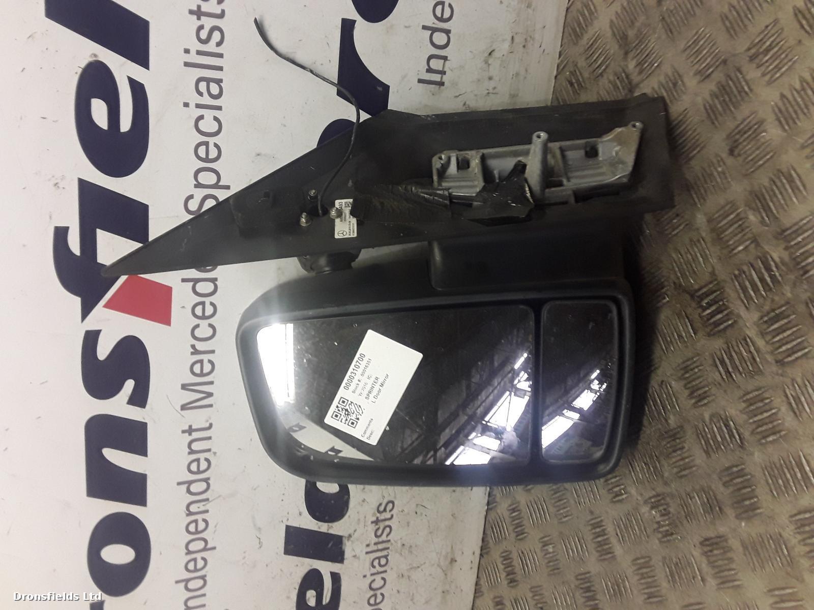 View Auto part L Door Mirror Mercedes Sprinter 2016