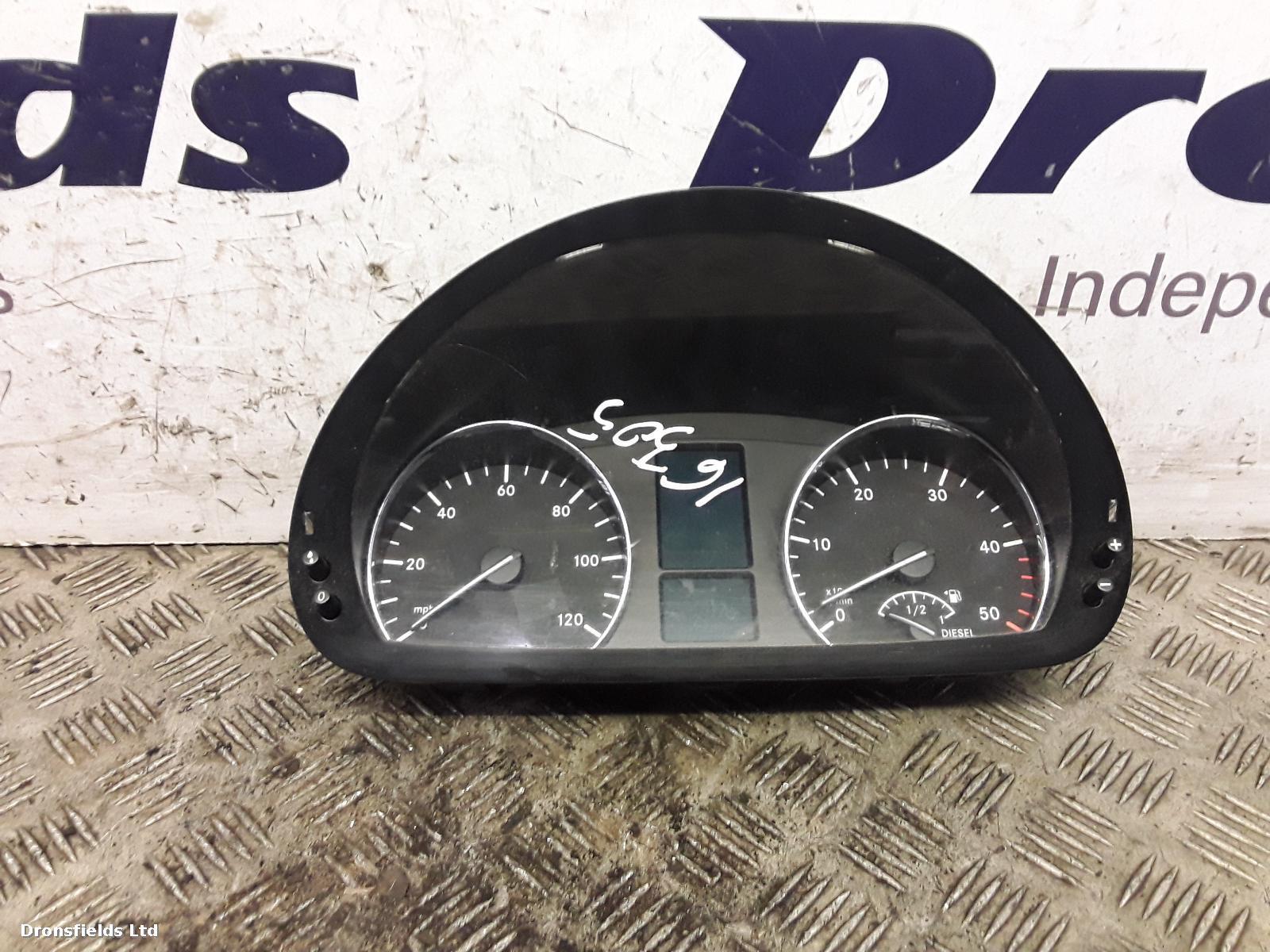 View Auto part Speedometer Mercedes Sprinter 2014