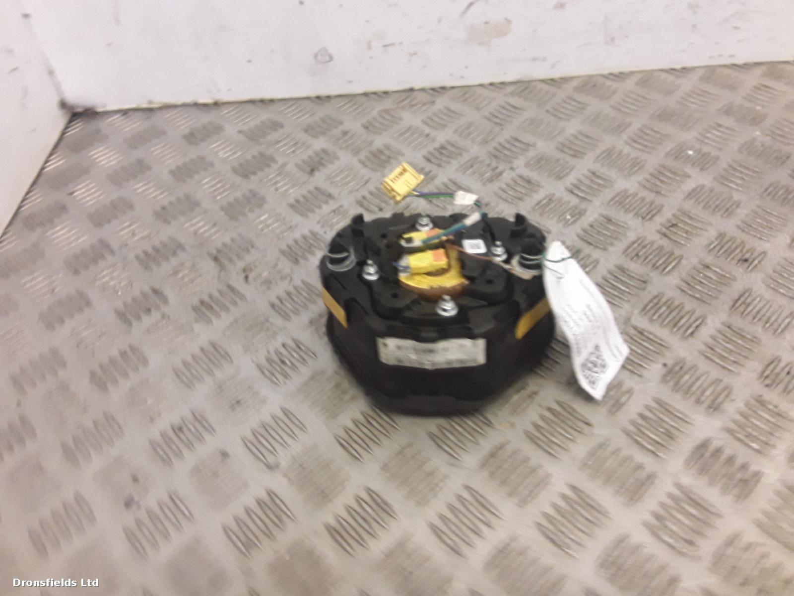 View Auto part R Air Bag Mercedes A Class 2013