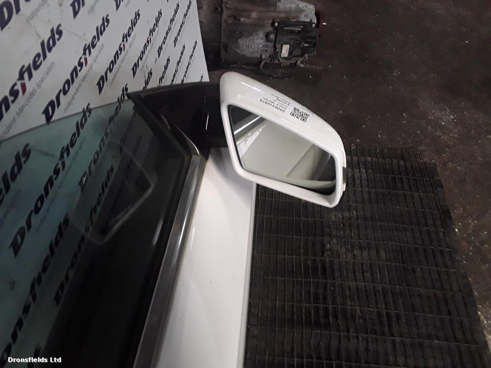 View Auto part R Door Mirror Mercedes E Class 2013