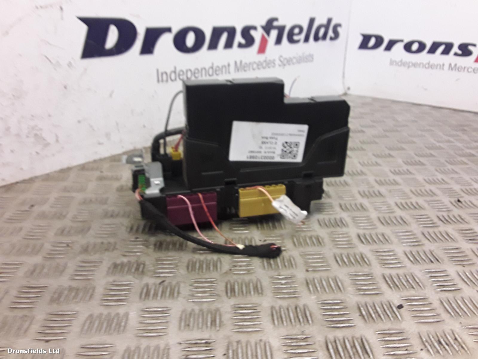 View Auto part Fuse Box Mercedes E Class 2013
