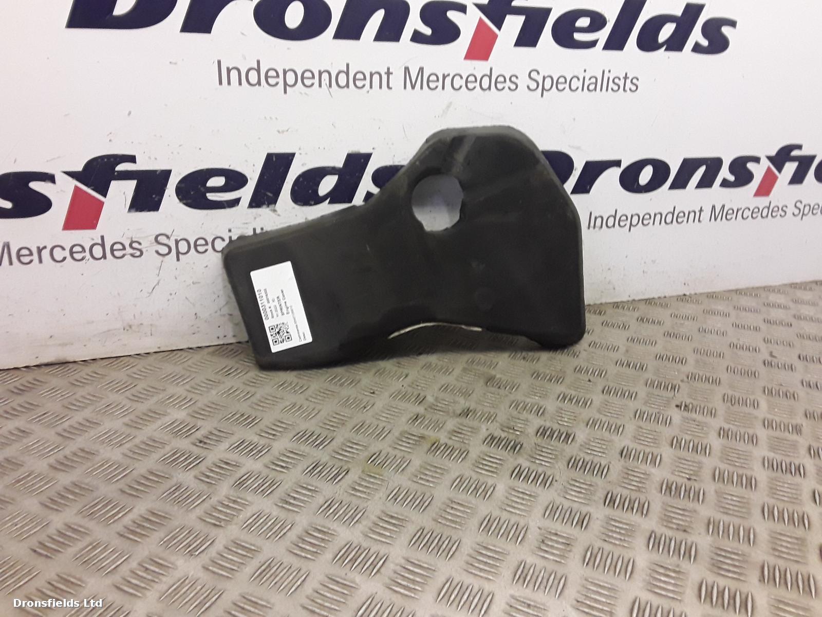 View Auto part Engine Cover Mercedes Sprinter 2022