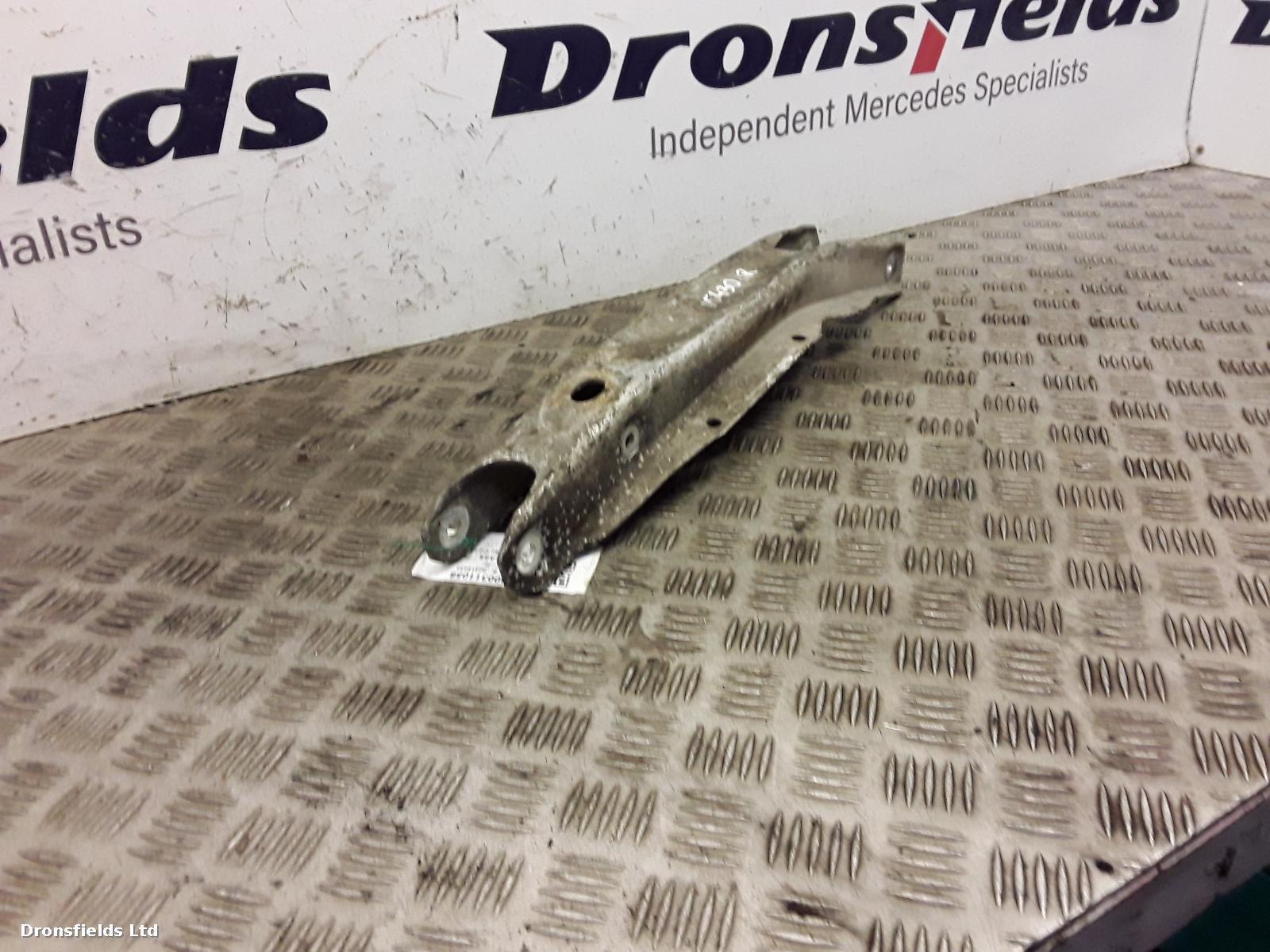 View Auto part RR Lower Control Arm Mercedes Gla Class 2017
