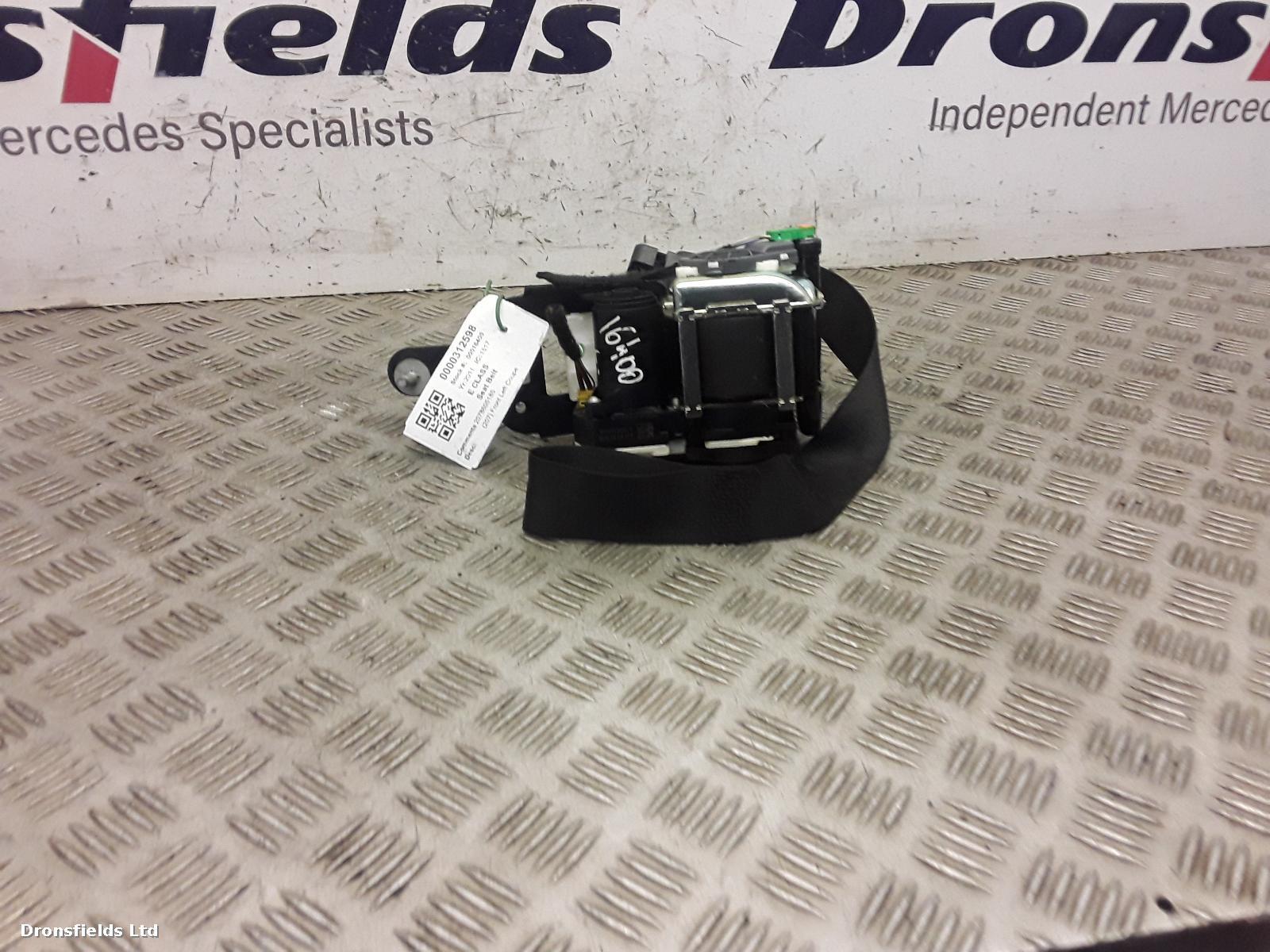View Auto part Seat Belt Mercedes E Class 2011