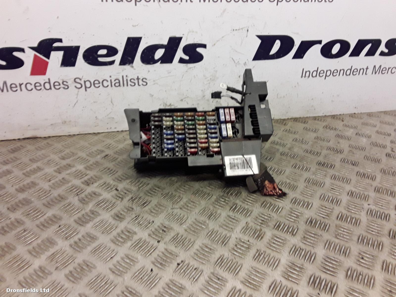 View Auto part Fuse Box Mercedes A Class 2006