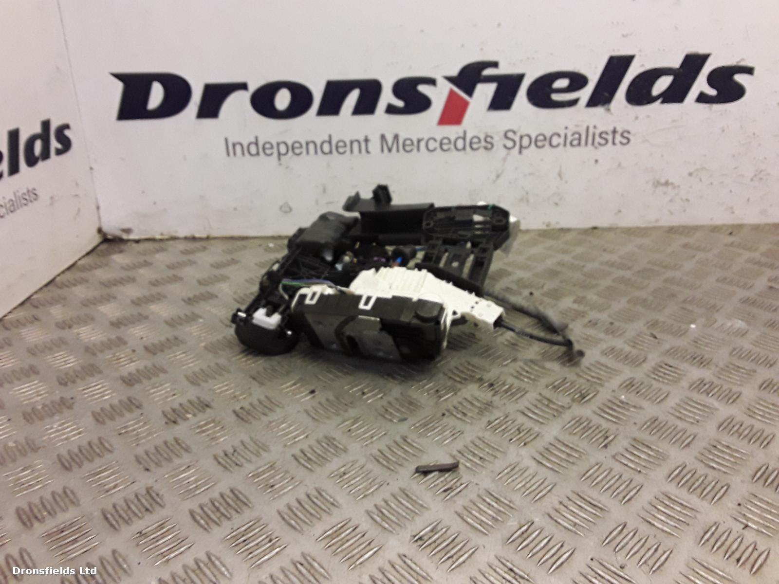 View Auto part Door Lock Assembly Mercedes Gla Class 2017