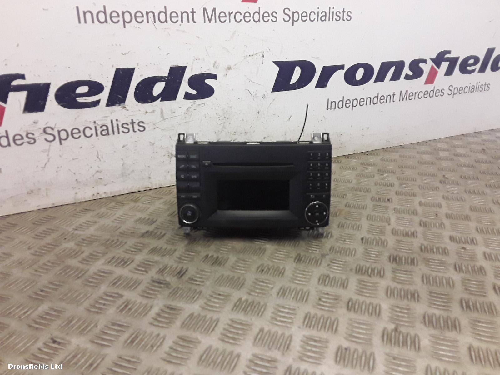 View Auto part A/V Equipment Mercedes Vito 2014
