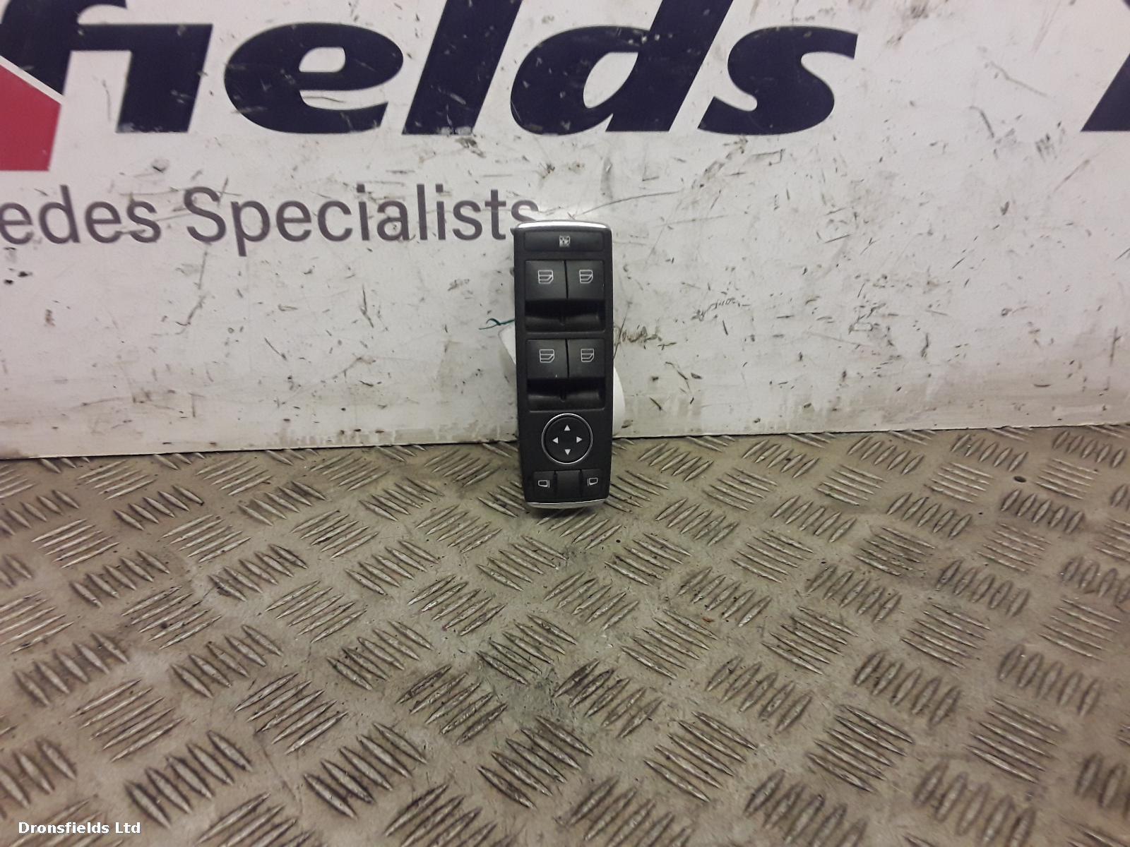 View Auto part Elect. Window Switch Mercedes C Class 2014