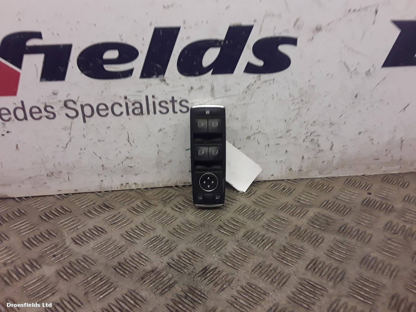 View Auto part Elect. Window Switch Mercedes C Class 2013